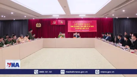 Bàn giao công tác quản lý nhà nước về sát hạch, cấp giấy phép lái xe 