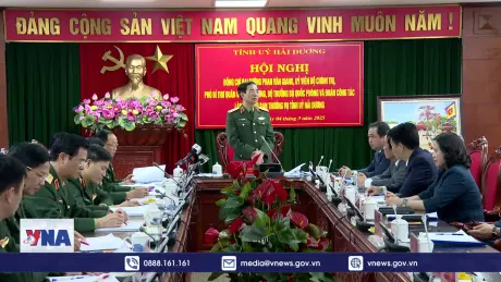 Bộ trưởng Bộ Quốc phòng làm việc với Ban Thường vụ Tỉnh ủy Hải Dương