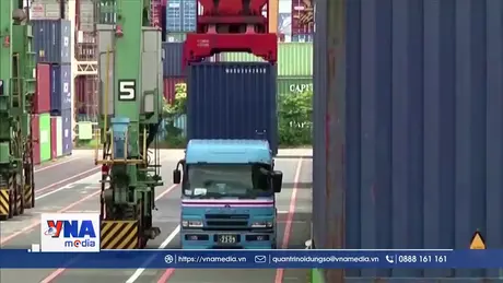 Kinh tế Nhật Bản suy giảm lần đầu tiên sau một năm