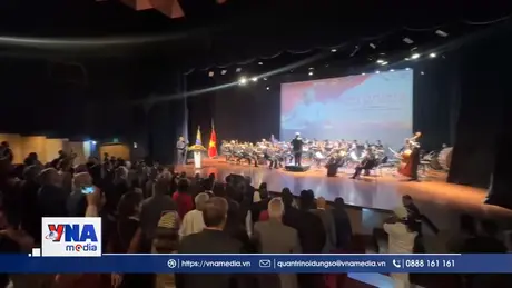 Venezuela rợp sắc đỏ trong đêm nghệ thuật tưởng nhớ Chủ tịch Hồ Chí Minh