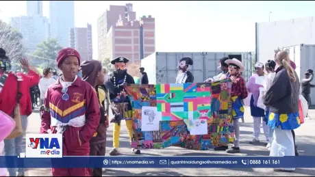 Diễu hành nghệ thuật đường phố tại Nam Phi