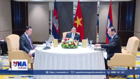 Thủ tướng Việt Nam - Campuchia – Lào cùng ăn sáng làm việc