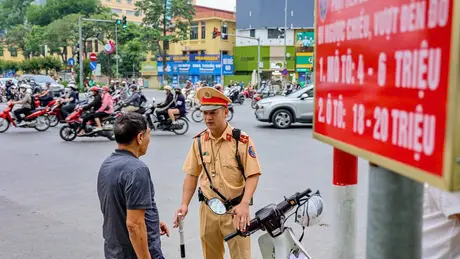 Hà Nội: Nhiều người dân đã thay đổi ý thức khi tham gia giao thông