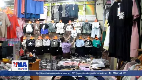 Hàng trăm tiểu thương chợ Vinh gặp khó với giá thuê ki-ốt cao