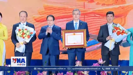 Ba thập niên Vietnam Airlines bay lên cùng đất nước