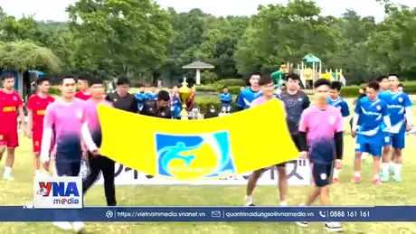 Giải bóng đá cộng đồng người Việt Nam tại Nhật Bản hướng về miền Trung