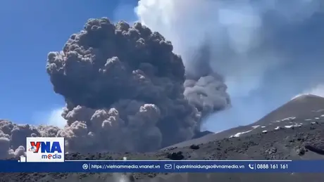 Núi lửa Etna tiếp tục phun trào