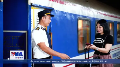 Linh hoạt giá vé, thu hút hành khách đi tàu dịp cao điểm Hè