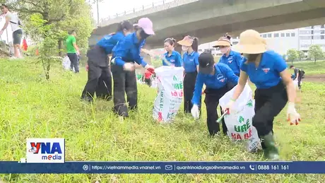 Hơn 200.000 bạn trẻ ra quân nhặt rác khắp Việt Nam