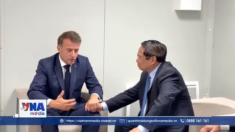 Thủ tướng Phạm Minh Chính hội kiến Tổng thống Pháp