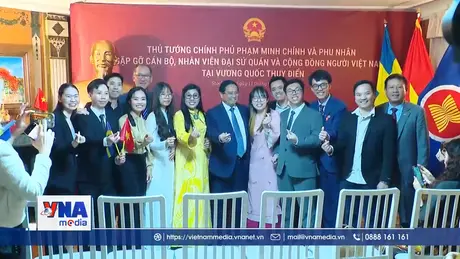Thủ tướng Phạm Minh Chính gặp gỡ kiều bào tại Thuỵ Điển