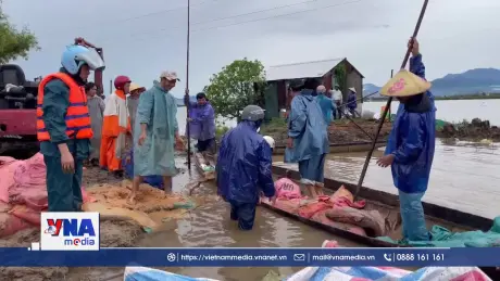 Huế huy động lực lượng giúp dân khắc phục hậu quả mưa lũ