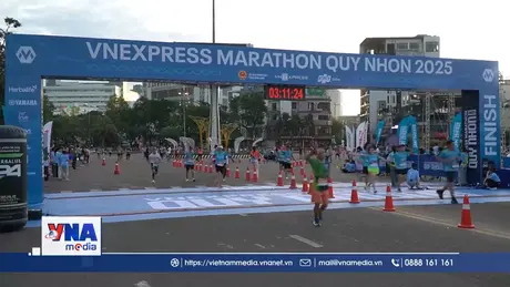 12.000 VĐV tranh tài giải chạy VnExpress Marathon Quy Nhơn 2025