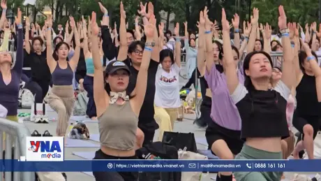 Rộn ràng hoạt động kỷ niệm Ngày Quốc tế Yoga ở Hàn Quốc