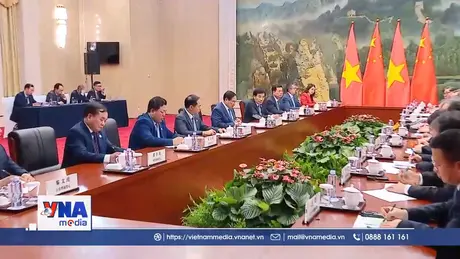 Thủ tướng Phạm Minh Chính hội đàm với Thủ tướng Lý Cường
