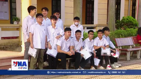Hơn 1,1 triệu thí sinh bắt đầu thi tốt nghiệp THPT