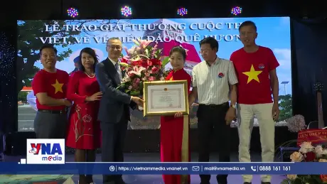 Trao giải cuộc thi viết và vẽ “Vì biển đảo quê hương”