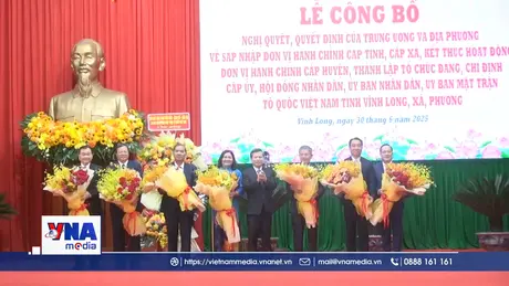 Vĩnh Long công bố chính quyền địa phương 2 cấp