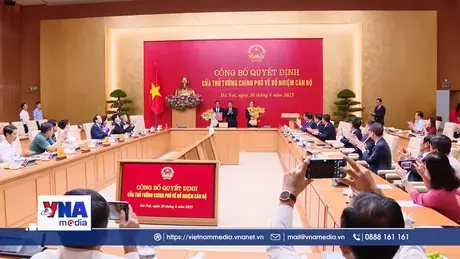 Trao quyết định bổ nhiệm 2 Bí thư Tỉnh uỷ làm cán bộ cấp Thứ trưởng