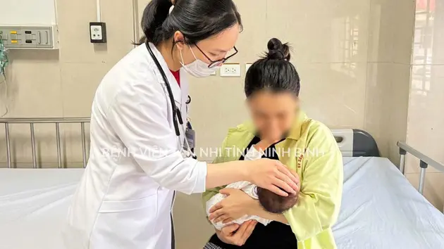 Cấp cứu thành công bệnh nhi 1 tháng tuổi ngộ độc sái thuốc phiện
