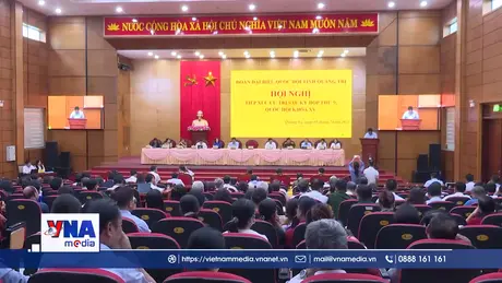 Phó Thủ tướng Nguyễn Chí Dũng tiếp xúc cử tri tại Quảng Trị