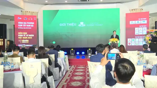 Khai mạc Diễn đàn Kinh tế tư nhân Việt Nam 2025