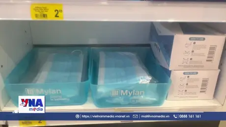 Giới chuyên gia Australia khuyến khích tiêm vaccine ngừa COVID-19 định kỳ