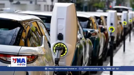 Anh chi 650 triệu bảng hỗ trợ người dùng xe điện