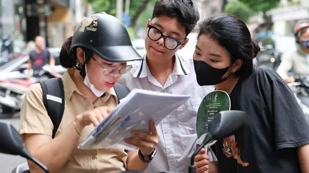 Hướng dẫn cách tra cứu điểm thi tốt nghiệp THPT năm 2025