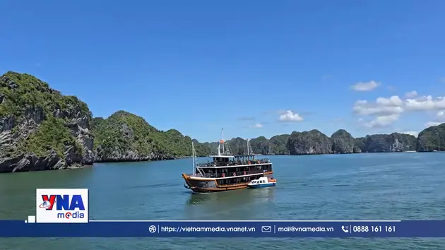 Phu nhân và phu quân đại biểu ABAC III thăm đảo Cát Bà
