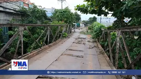 Người dân Cần Thơ mòn mỏi chờ khắc phục cầu Bà Lễ 
