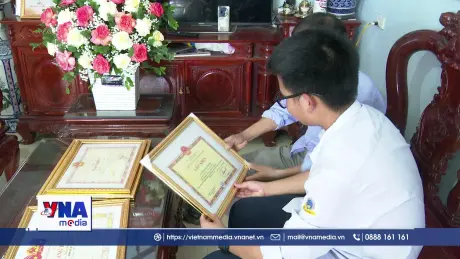 Thủ khoa toàn quốc của Ninh Bình với hành trình truyền cảm hứng
