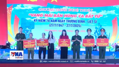 Chương trình nghệ thuật “Vang mãi bản hùng ca bất tử”