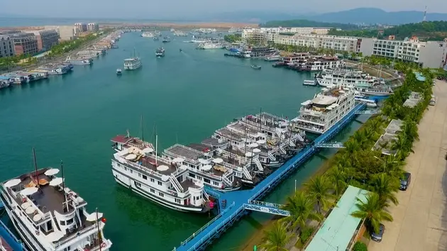 Ứng phó với bão số 3: Quảng Ninh tạm dừng cấp phép rời cảng đối với tàu khách​