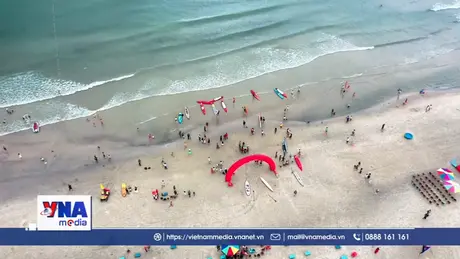 Đà Nẵng yêu cầu không chèo SUP trên biển khi thời tiết xấu, biển động