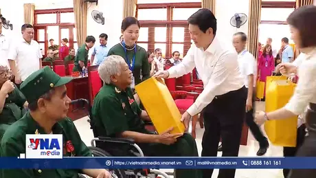 Chủ tịch nước thăm Trung tâm Điều dưỡng Thương binh Duy Tiên