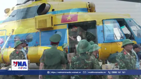 Huy động trực thăng cứu trợ nhân dân vùng lũ Nghệ An