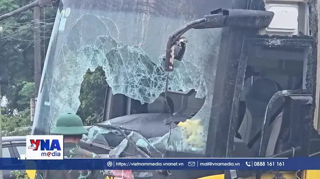 Hà Tĩnh khẩn trương cứu chữa nạn nhân vụ tai nạn giao thông nghiêm trọng