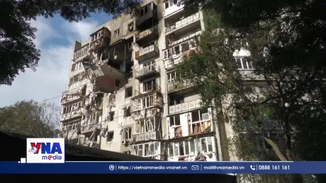 Ukraine và Nga tấn công lãnh thổ của nhau