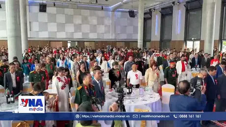 Các thế hệ người Việt mãi tự hào với sự hy sinh của cha anh