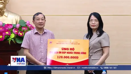 Lễ tiếp nhận Quỹ “Đền ơn đáp nghĩa” Trung ương