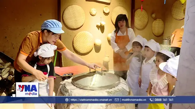 Khơi gợi tình yêu quê hương qua học làm ẩm thực