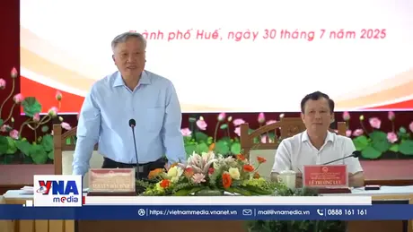 Phó Thủ tướng Thường trực làm việc với Ban Thường vụ Thành ủy Huế