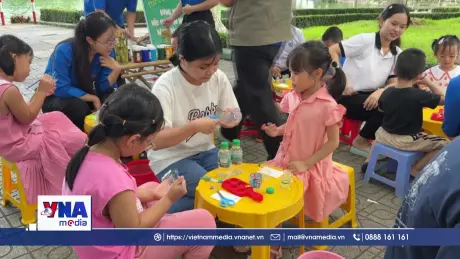 Thiếu nhi Đồng Nai sáng tạo tái chế rác thải nhựa