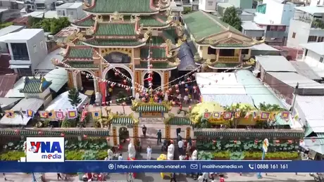 Đông đảo người dân đến dự lễ giỗ ông, bà Đỗ Công Tường ở Đồng Tháp