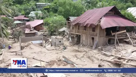 Quốc lộ 16 sạt lở núi, lũ cuốn trôi gây hư hỏng nghiêm trọng