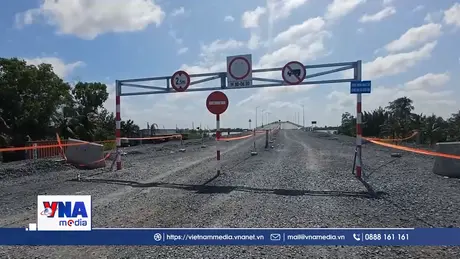 Cầu Đại Ngãi 2 tạm ngừng thông xe để tiếp tục thi công