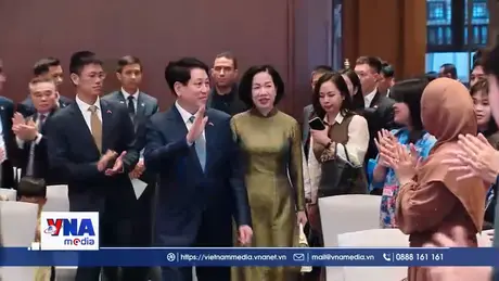 Chủ tịch nước gặp gỡ cộng đồng người Việt Nam tại Ai Cập