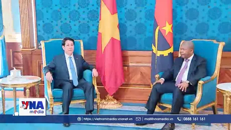 Chủ tịch nước Lương Cường hội đàm với Tổng thống Angola
