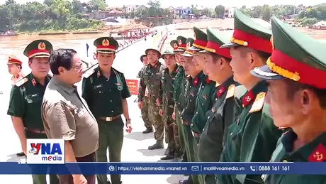 Thủ tướng kiểm tra các dự án hạ tầng tại tỉnh Phú Thọ